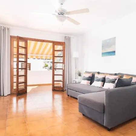 Club Olympus In Garden Appartement *