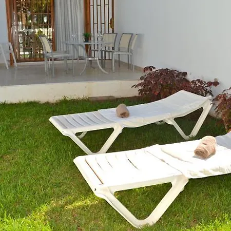 Club Olympus In Garden Appartement *