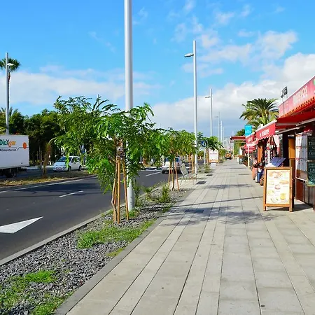 Club Olympus In Garden Appartement *