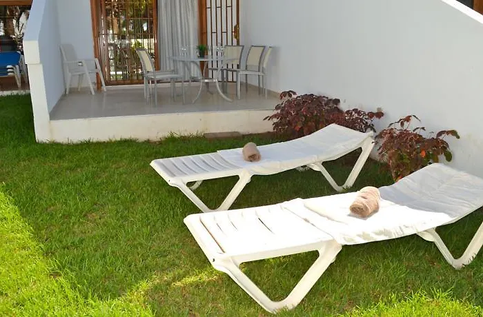 Club Olympus In Garden Appartement *