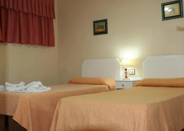 Club Olympus In Garden Appartement *