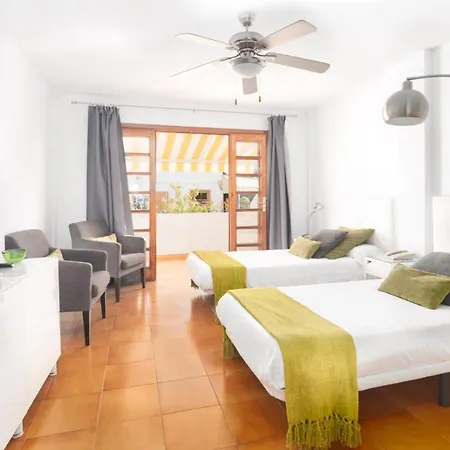 Club Olympus In Garden Appartement *