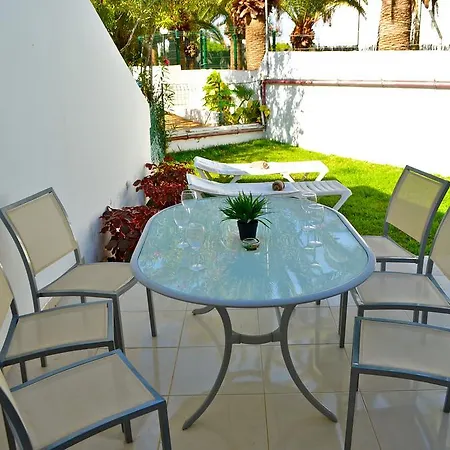 Club Olympus In Garden Apartamento